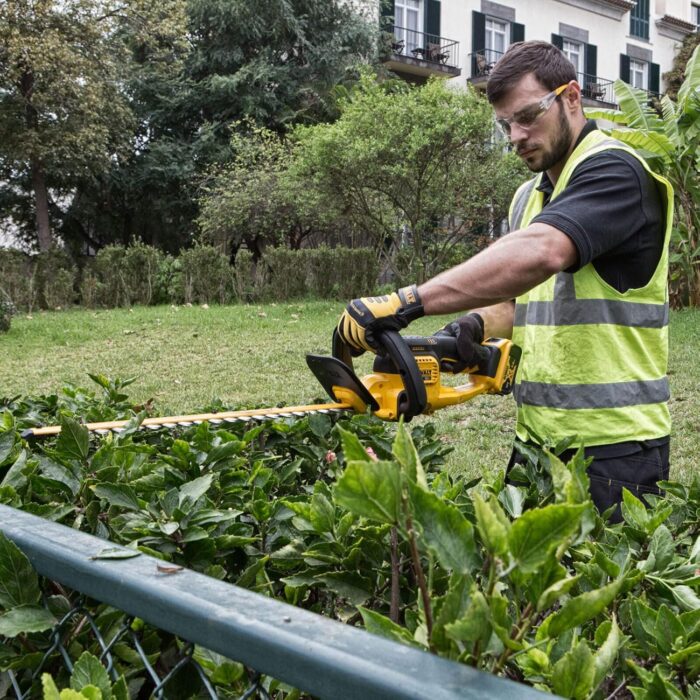 DEWALT DCM563PB-XJ 18 V 5 A XR Cordless Bare Unit Hedge Trimmer - Yellow