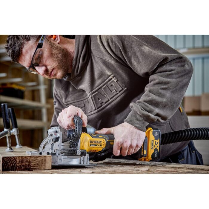 DEWALT DCW682NT-XJ 18V XR BL Biscuit Jointer - Bare Unit in T-STAK Kitbox DEWALT DCW682NT-XJ 18V XR BL Biscuit Jointer - Bare Unit in T-STAK Kitbox