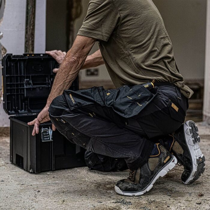 DEWALT Memphis Stretch Trouser 32W 31L Black/Grey DEWALT Memphis Stretch Trouser 32W 31L Black/Grey