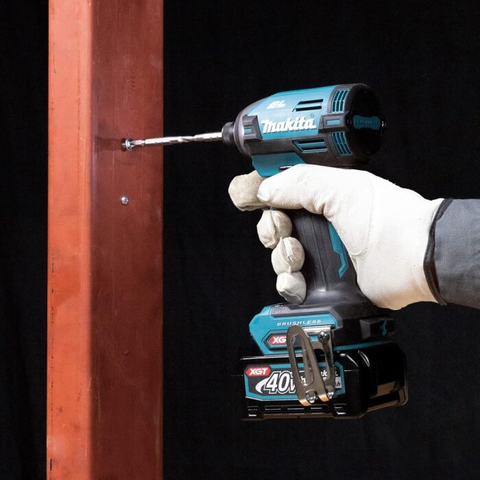 Makita TD003GZ01 40V Max Li-ion XGT Brushless Impact Driver Supplied in a Makpac Case – Batteries and Charger Not Included