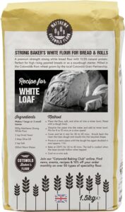 Matthews Cotswold Strong White Flour - 1.5kg Bag (Single Bag)