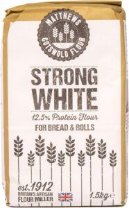 Matthews Cotswold Strong White Flour - 1.5kg Bag (Single Bag)