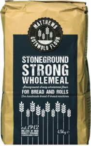 Matthews Cotswold Traditional Stoneground Strong Wholegrain Flour - 1.5kg Bag (Single Bag)