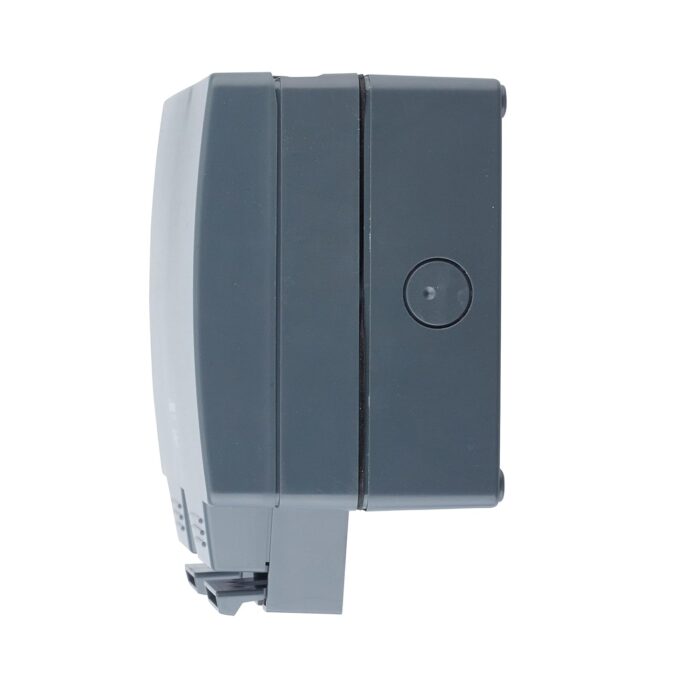 Schneider Electric Lisse Weatherproof IP66 2 gang switched 13A socket - LWP3020 Schneider Electric Lisse Weatherproof IP66 2 gang switched 13A socket - LWP3020
