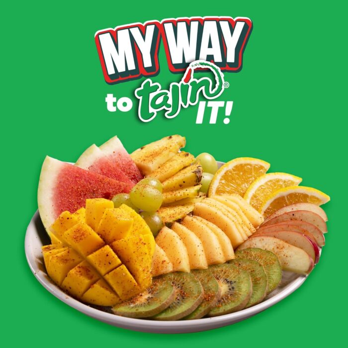 Tajin Fruit and Snack Seasoning (400g) Tajin Fruit and Snack Seasoning (400g)